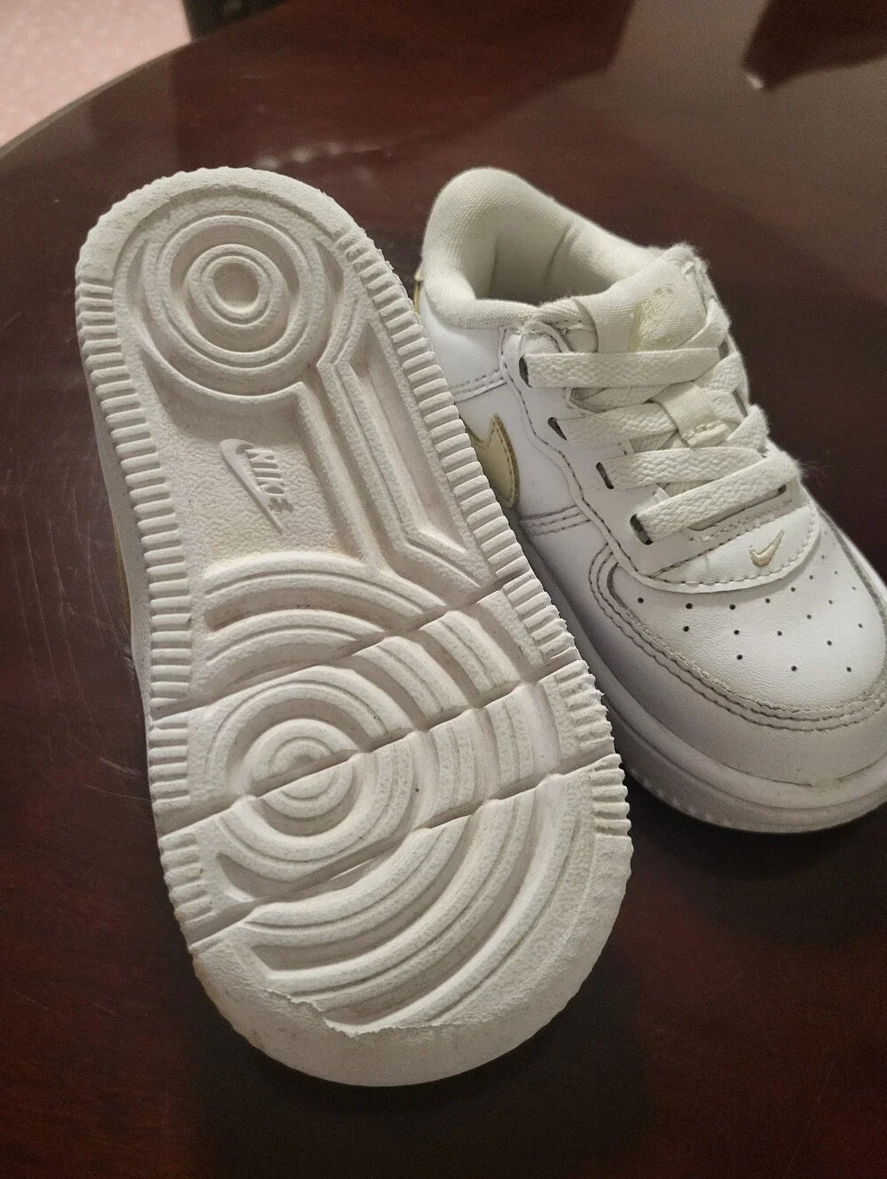 Nike clean white